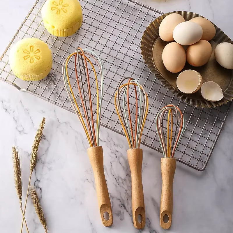 Stainless Steel Rotary Whisk with Beech Wood Handle – Semi-Automatic Hand Mixer G041